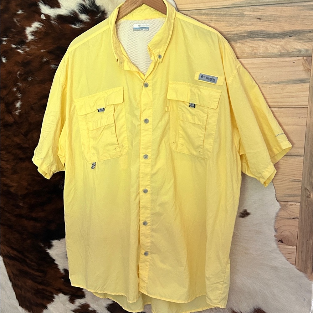 Columbia Men's Vibrant Yellow Casual Button Down Shirt Size 2XL